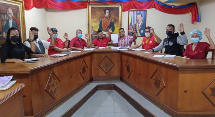 Alcalde Requena aprueba ordenanza para promover el emprendimiento en Libertador