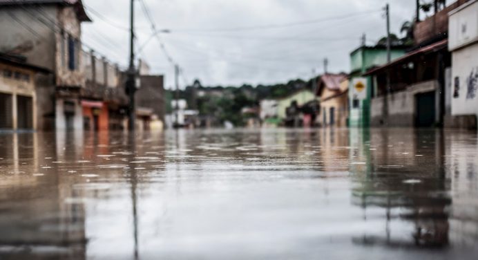 Temporal de lluvia en Sao Paulo deja 28 muertos y tres mil familias desalojadas