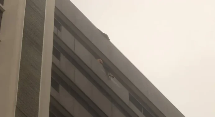 Venezolano se lanzó desde el piso 17 de un edificio en Ecuador
