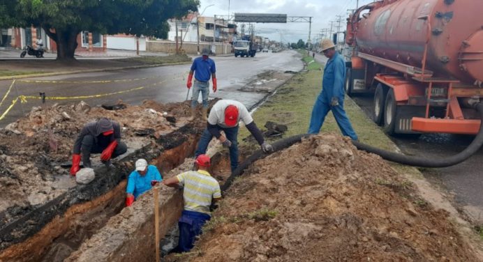 Aguas de Monagas repara colector en La Floresta