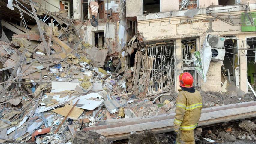 Al menos mil edificios destruidos por los bombardeos rusos en Ucrania