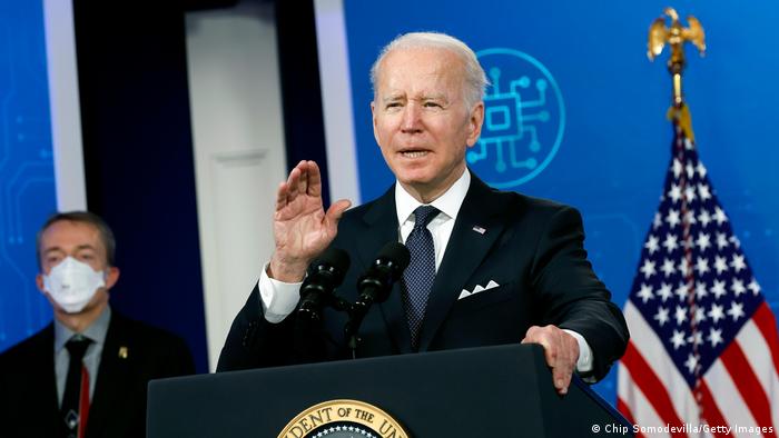 Biden confirma ayuda militar a Ucrania de USD 1.000 millones