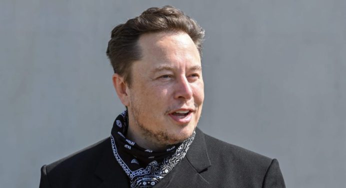 Elon Musk activó en Ucrania el servicio de internet satelital Starlink, de SpaceX