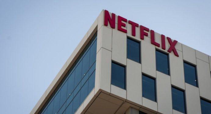 ¡Entérate! Netflix puso freno a todas sus producciones en Rusia