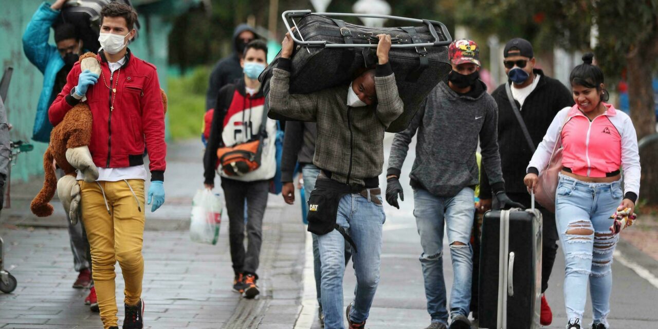 ¡Entérate! Venezolanos pueden viajar con pasaporte vencido