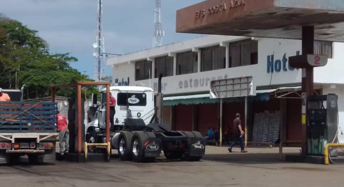 Estación de gasolina de La Toscana ya está dolarizada