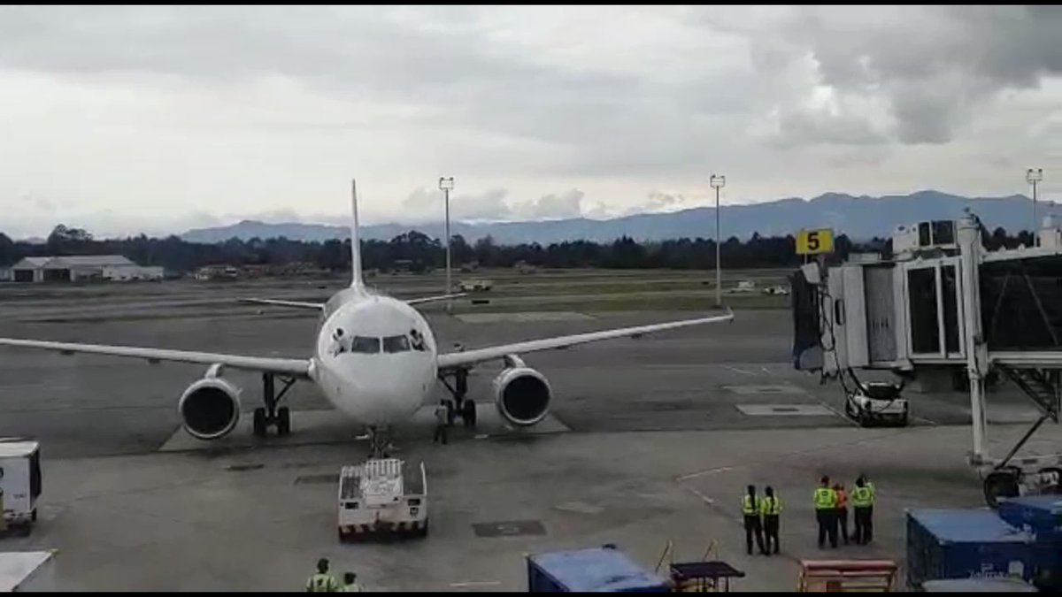 ¡Increíble! Audio de piloto que aterrizó de emergencia en el aeropuerto de Antioquia