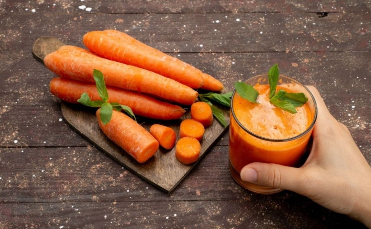 bebida de zanahoria y piña