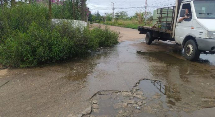 Aguas servidas: Eterno problema del sector Las Cayenas de Maturín