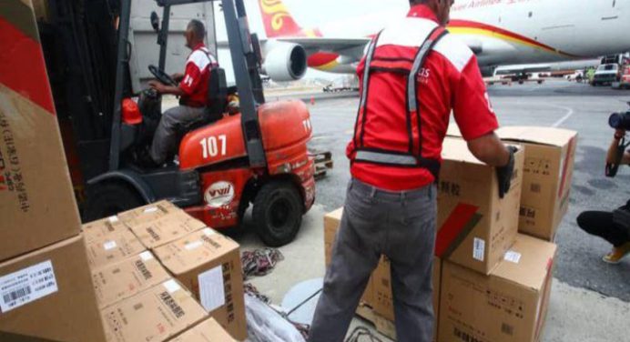 Llegan a Venezuela más de 16 toneladas de insumos médicos desde China