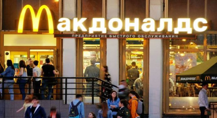McDonald’s cerró 850 restaurantes en Rusia de manera temporal