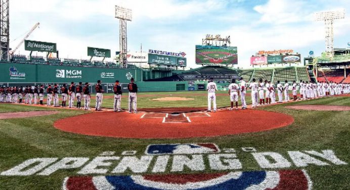 MLB y jugadores se reunieron para concretar las negociaciones