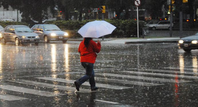 Lluvias seguirán afectando varios estados de Venezuela