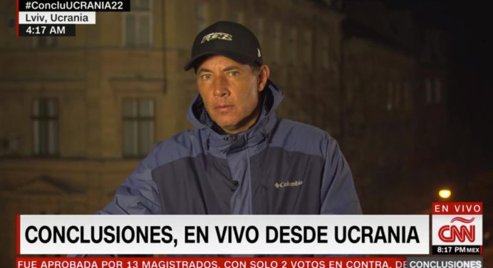 Periodista Fernando del Rincón abandonó el directo tras amenaza de bombardeo