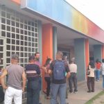 por tercer dia consecutivo pensionados salieron a retirar los 130 bolivares laverdaddemonagas.com whatsapp image 2022 03 23 at 11.52.08 am