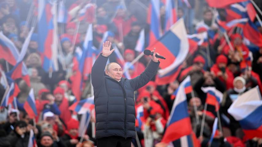 Putin justifica la invasión en un acto de masas con 200 mil personas