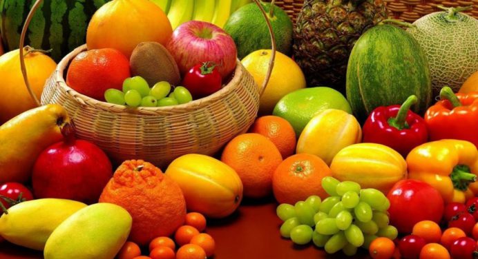 ¿Sabes cuál el mejor momento para comer frutas? Conócelo según experto (+Receta)