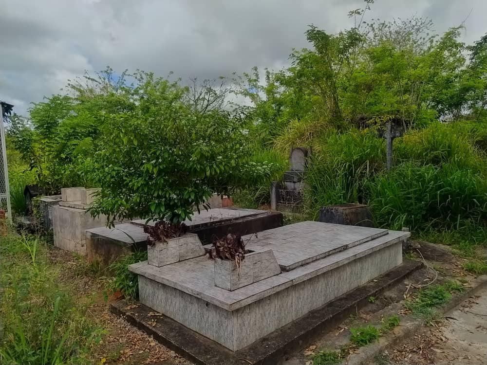 cementerio viejo de maturin sumido entre la maleza y el abandono laverdaddemonagas.com tumbas1