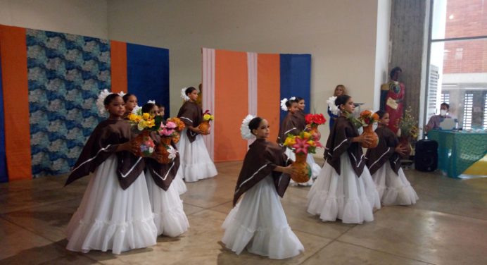 Comenzó el mes de la danza con gala en la Casa de la Cultura