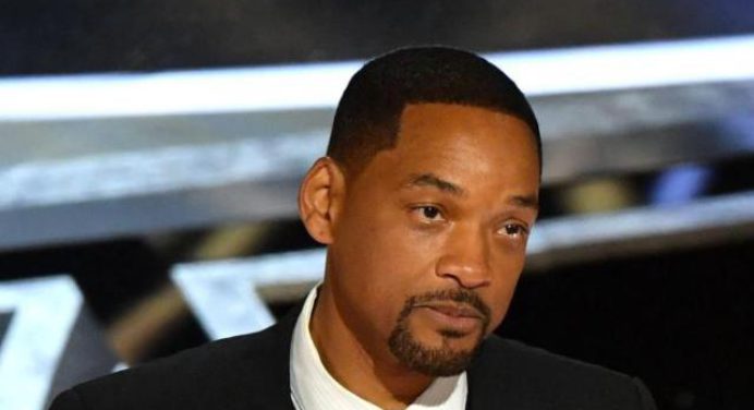 ¡Continúa la polémica! Will Smith renuncia a la membresía de los Oscar