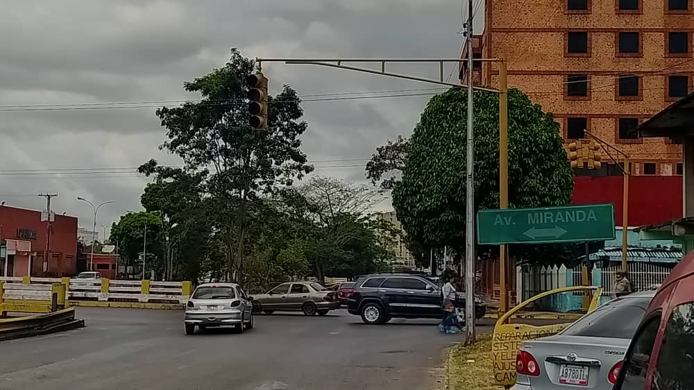 el 80 de los semaforos no funcionan en el casco central de maturin laverdaddemonagas.com avenida miranda1