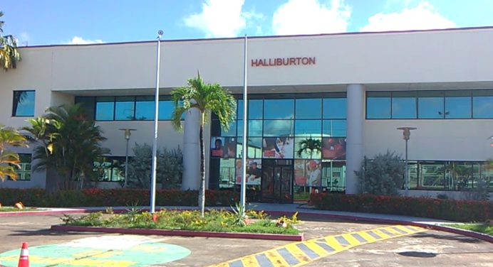 Exigen a Halliburton cancelación de deuda pendiente desde el 2020