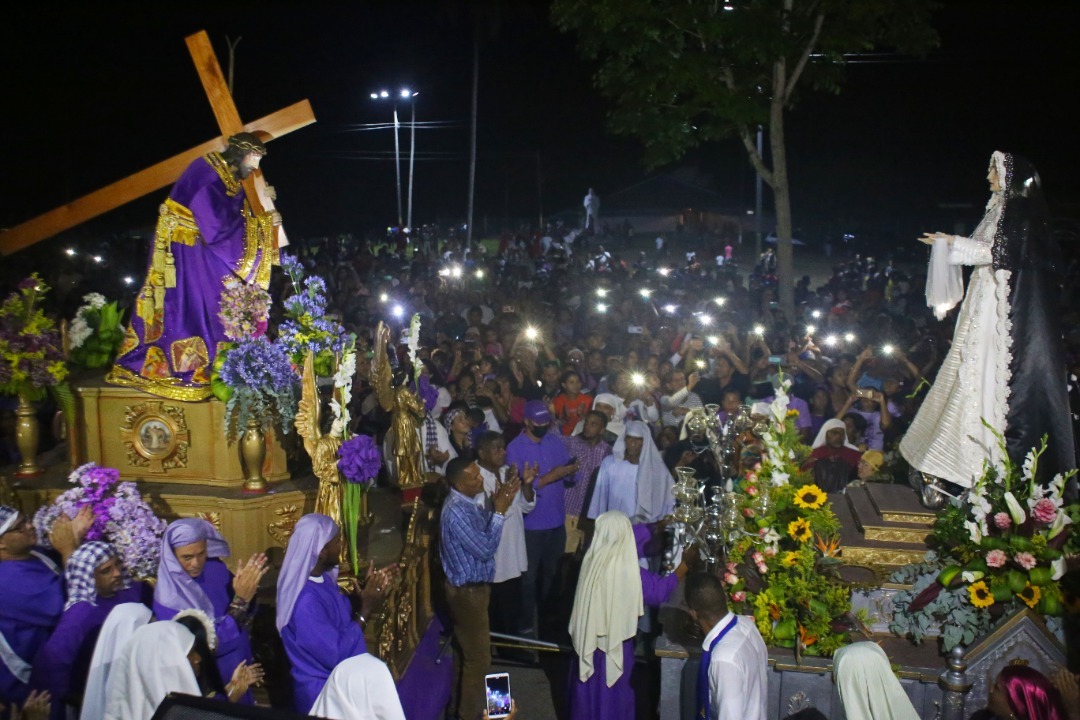 gobernador luna acompano al pueblo de caripito en procesion del nazareno laverdaddemonagas.com pueblo1