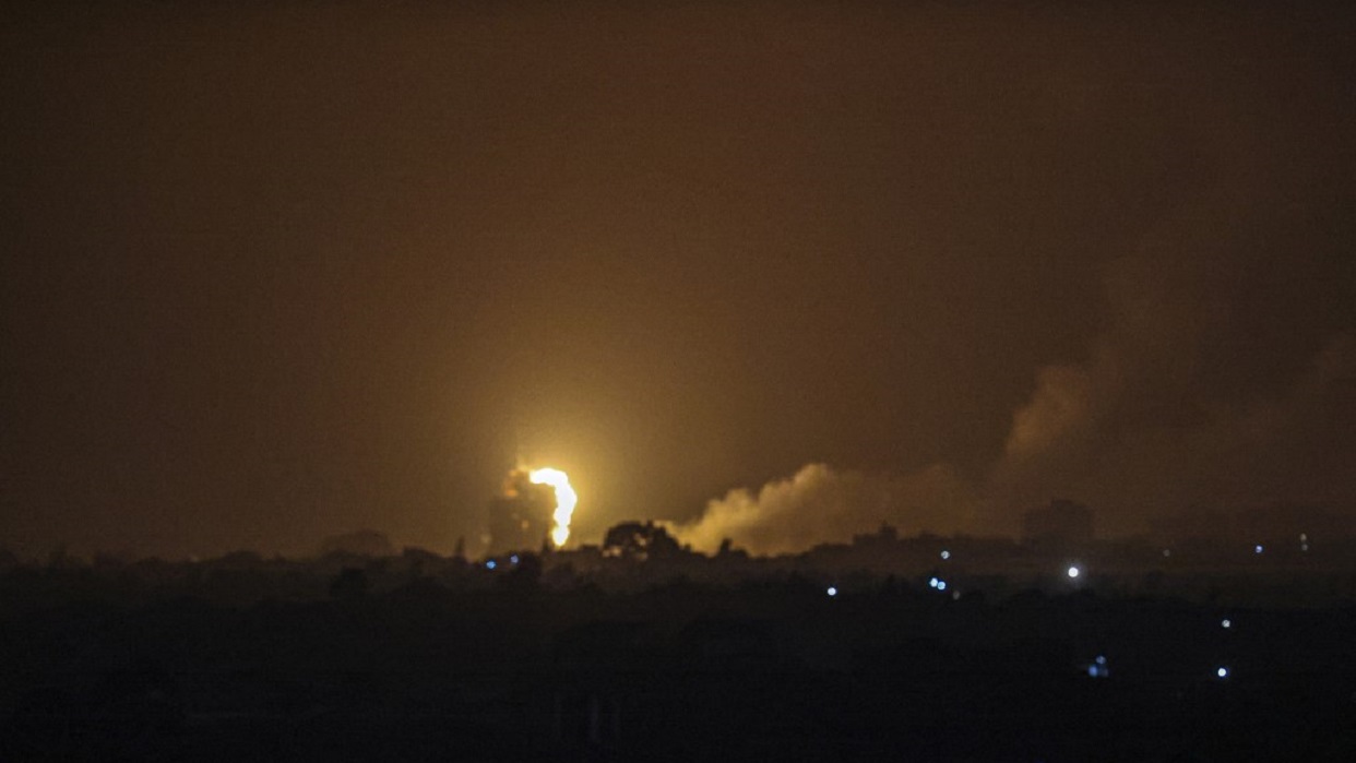 Israel ataca Franja de Gaza entre aumento de tensiones en Jerusalén