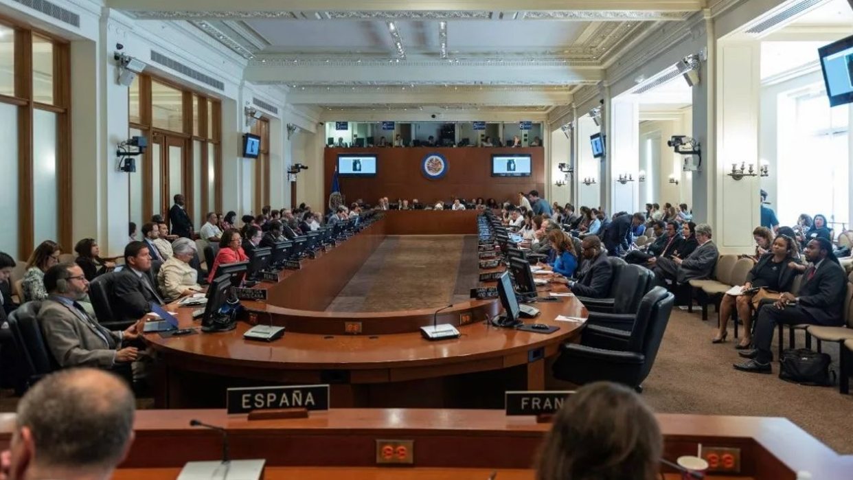 La OEA aprueba la suspensión de Rusia como observador permanente