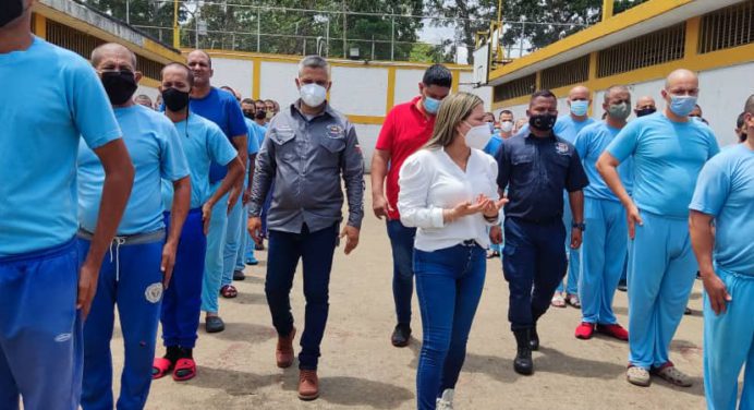 Ministra Contreras certifica el éxito de la Jornada de Atención Integral en el CPO