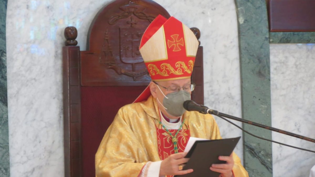 misa crismal renovo las promesas sacerdotales y bendijo santos oleos en la catedral de maturin laverdaddemonagas.com obispo