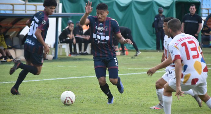 Monagas SC defendió la punta y sigue líder de la Liga FUTVE