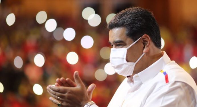 Nicolás Maduro exige acabar con las mafias de las chatarras y la gasolina