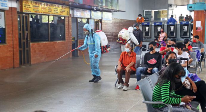 Protección Civil Monagas desinfecta más de 500 espacios en Semana Santa