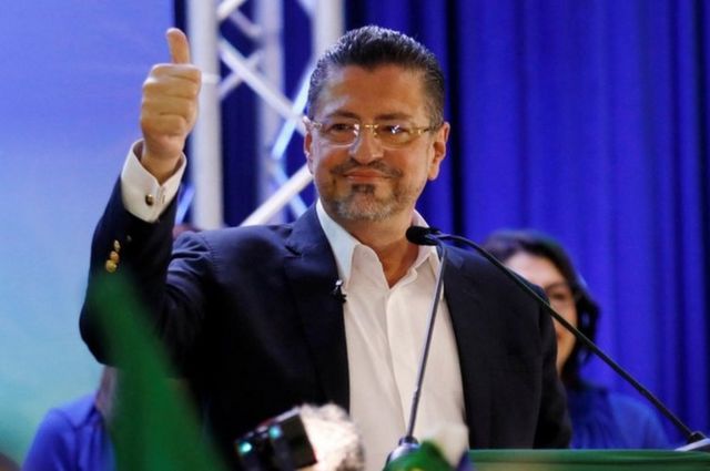 Rodrigo Chaves: Es elegido como nuevo presidente de Costa Rica