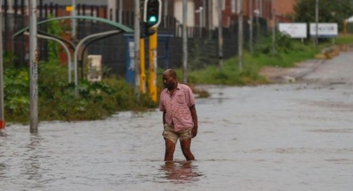 Sudáfrica declara estado de desastre tras severas inundaciones