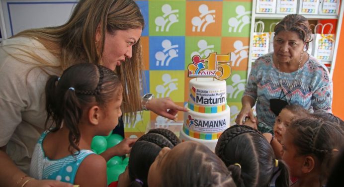 Alcaldesa celebró junto a los niños la semana aniversario de Samanna
