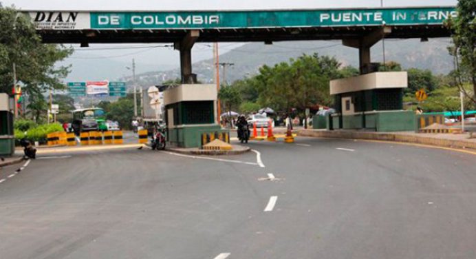 Bernal apoya eventual reactivación comercial entre Colombia y Venezuela