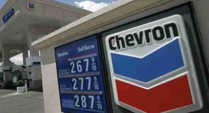 EE.UU. renovó la licencia a Chevron para permanecer en Venezuela pero sin cambios en las restricciones