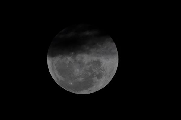 espectaculares fotos del eclipse de luna de este 15 de mayo laverdaddemonagas.com eclipse11