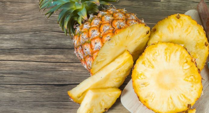 Estos son los 5 beneficios de consumir piña a menudo