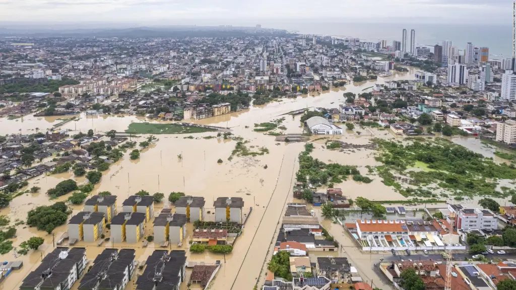 Fuertes lluvias matan a por lo menos 91 personas en el noreste de Brasil
