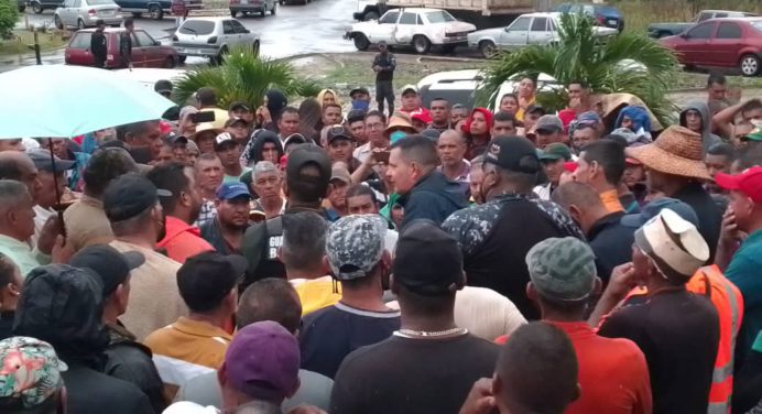 Gobierno regional y transportistas del Oeste establecen mesa de diálogo permanente