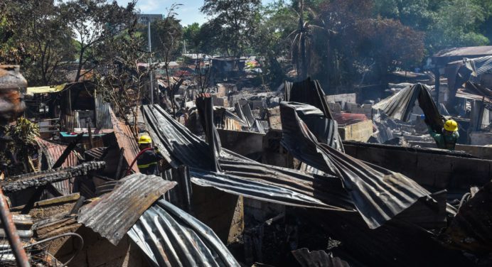 Incendio en barriada pobre de Filipinas deja ocho personas muertas