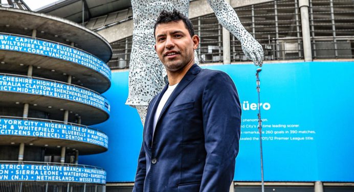 ¡Inmortalizado! Manchester City realiza estatua en honor a Sergio Agüero