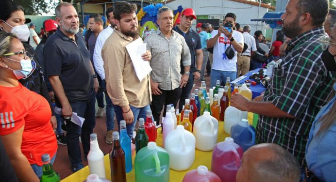 Ernesto Luna favorecerá con financiamiento inicial a emprendedores de Santa Bárbara