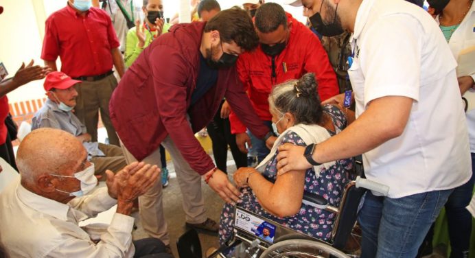 Luna llevó bondades de «Monagas nos Une» al municipio Cedeño