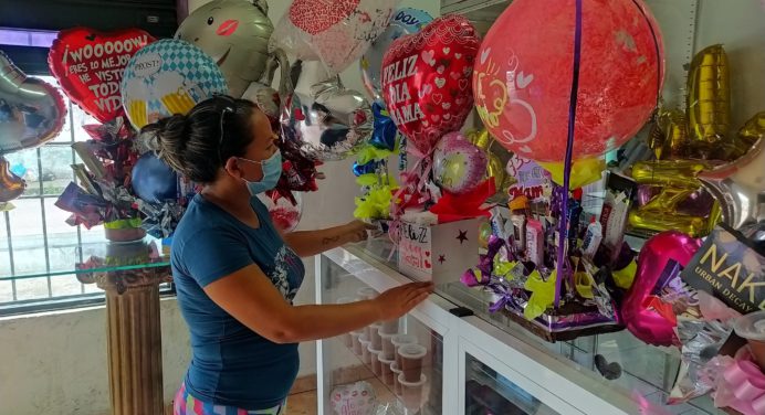 Maturineses preparados para celebrar el día de las Madres