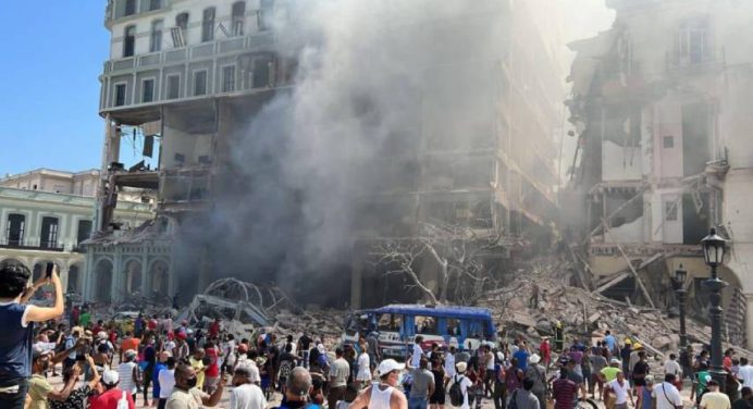 Nueve fallecidos deja explosión en un icónico hotel de La Habana