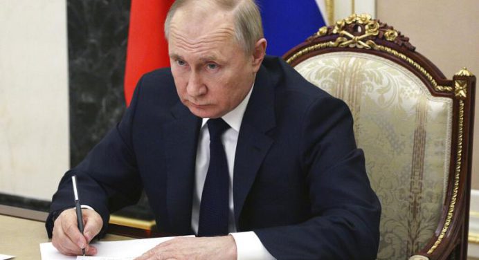 Putin prohibió «permanentemente» la entrada del presidente Biden a Rusia